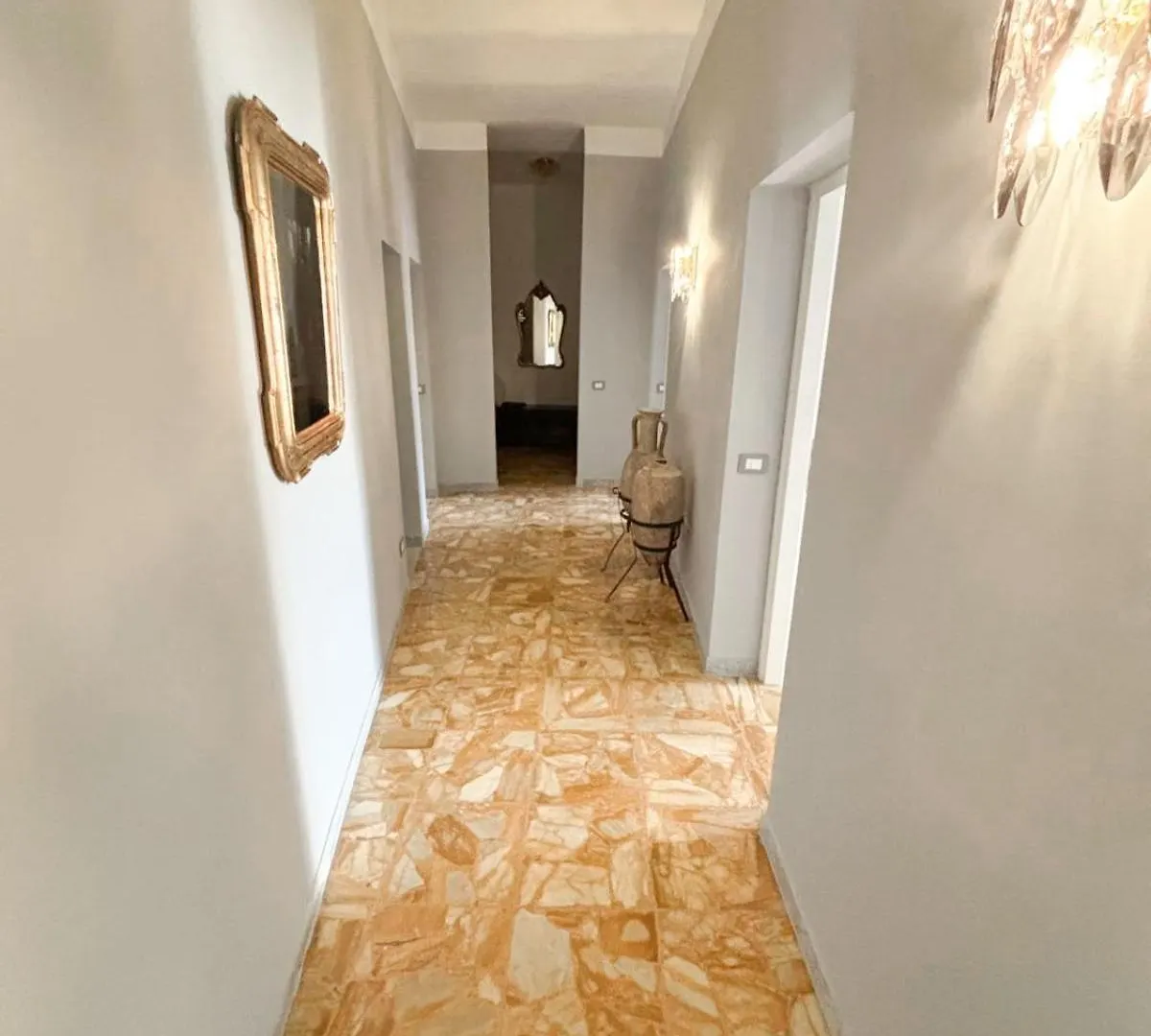 Attico Mugnai - Stylish Penthhouse In Rome Apartment Italy