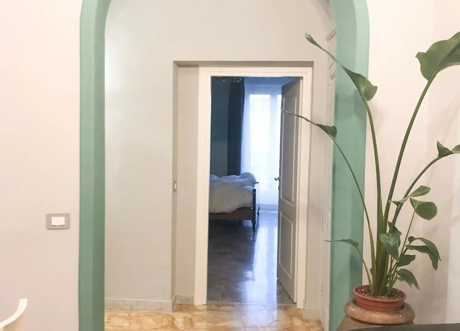 Attico Mugnai - Stylish Penthhouse In Rome Apartment